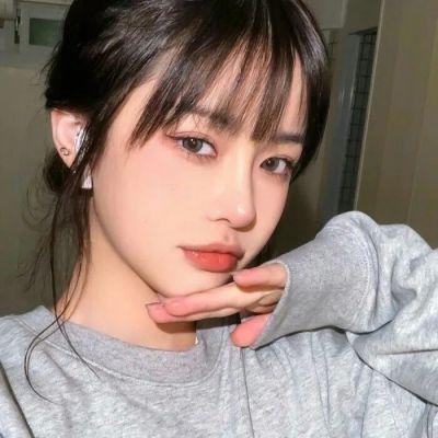 《秋天的舞会》封面